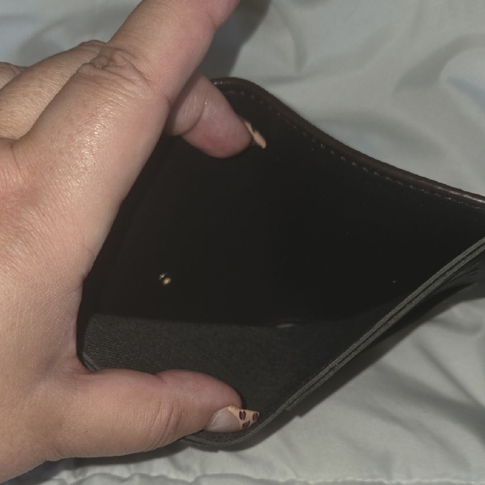 Stylish Louis Vuitton Brown Monogram Wallet with Red Accent - Picture 4 of 4